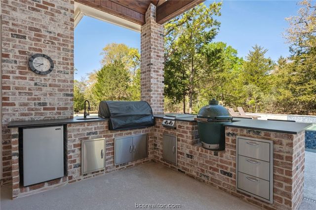 3743 Chaco Canyon Drive, College Station, TX 77845