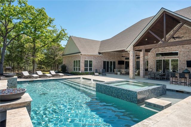 3743 Chaco Canyon Drive, College Station, TX 77845