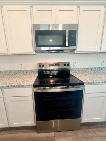 8867 Salamander Road 56, North Charleston, SC 29406