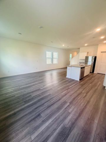 8867 Salamander Road 56, North Charleston, SC 29406