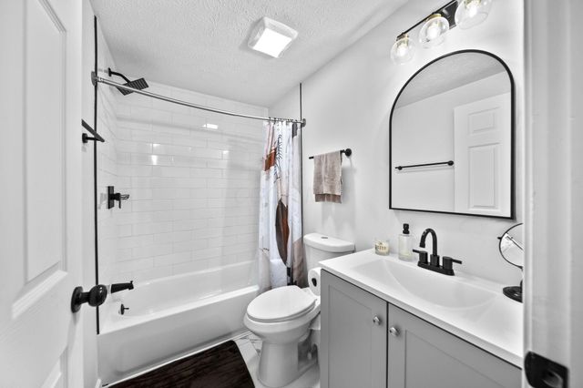 2310 Tempest Drive, Columbus, OH 43232