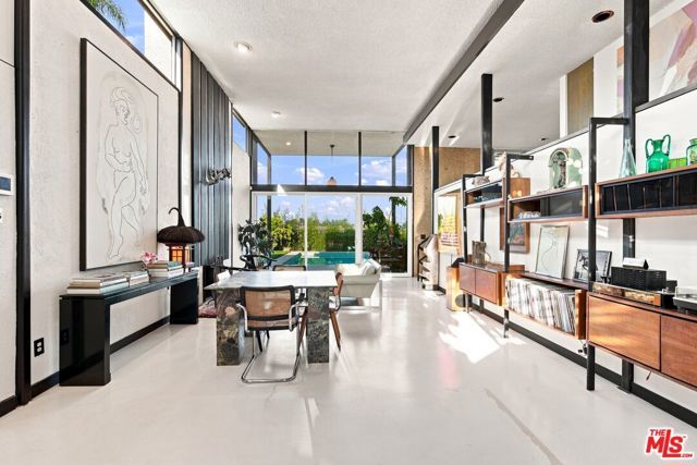 936 Fortune Way, Los Angeles, CA 90042