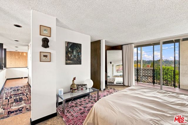 936 Fortune Way, Los Angeles, CA 90042