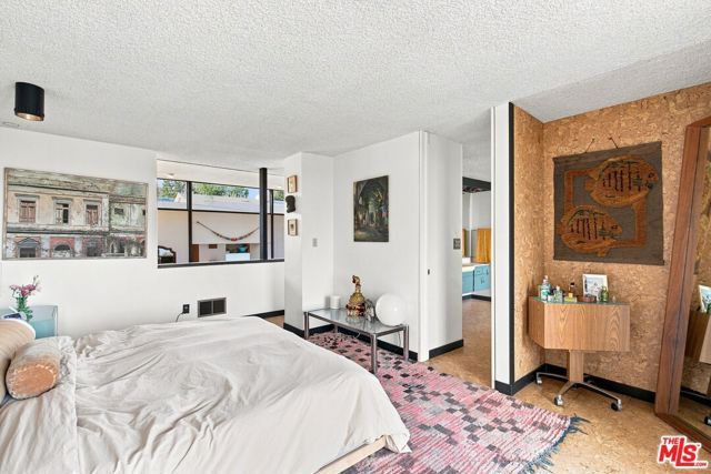 936 Fortune Way, Los Angeles, CA 90042