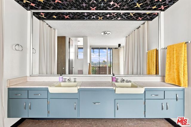 936 Fortune Way, Los Angeles, CA 90042