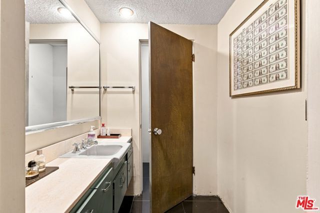 936 Fortune Way, Los Angeles, CA 90042