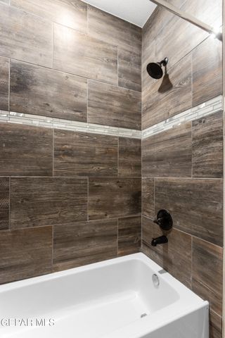 13940 Summer Wave Avenue, El Paso, TX 79928