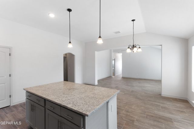 13940 Summer Wave Avenue, El Paso, TX 79928