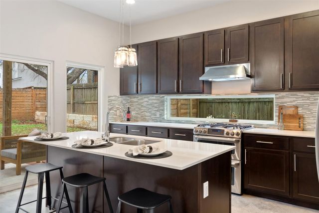 2805 Sol Wilson Ave B, Austin, TX 78702