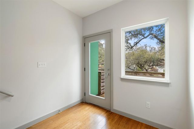 2805 Sol Wilson Ave B, Austin, TX 78702