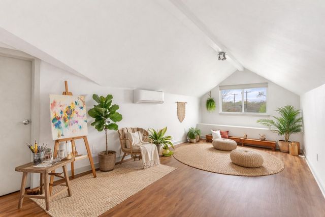 2805 Sol Wilson Ave B, Austin, TX 78702