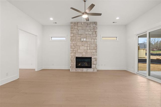 756 Brooke View Drive, Canton, GA 30115