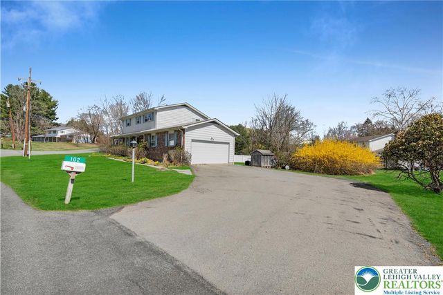 102 Valley Stream Road, Stroud Twp, PA 18360