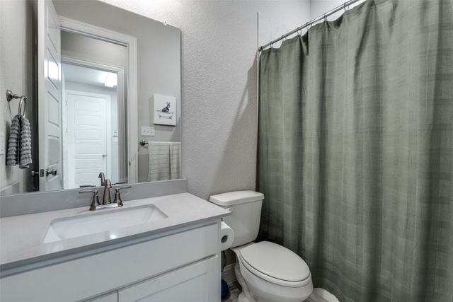 4033 Orchard Park Lane, Midlothian, TX 76065