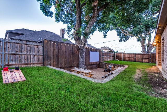 4033 Orchard Park Lane, Midlothian, TX 76065