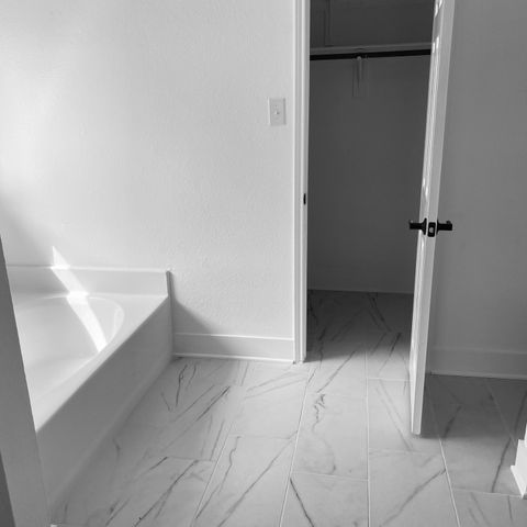 2520 Dandelion Lane, Rowlett, TX 75089