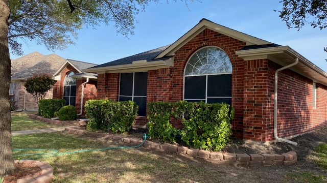 2520 Dandelion Lane, Rowlett, TX 75089