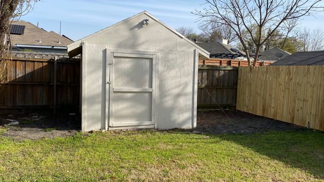 2520 Dandelion Lane, Rowlett, TX 75089