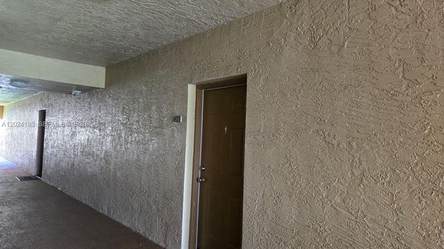 230 SW 117th Terrace 11202, Pembroke Pines, FL 33025