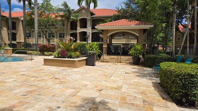 230 SW 117th Terrace 11202, Pembroke Pines, FL 33025