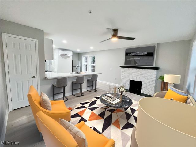 12381 Cedar Road 3A, Cleveland Heights, OH 44106