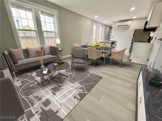 12381 Cedar Road 3A, Cleveland Heights, OH 44106