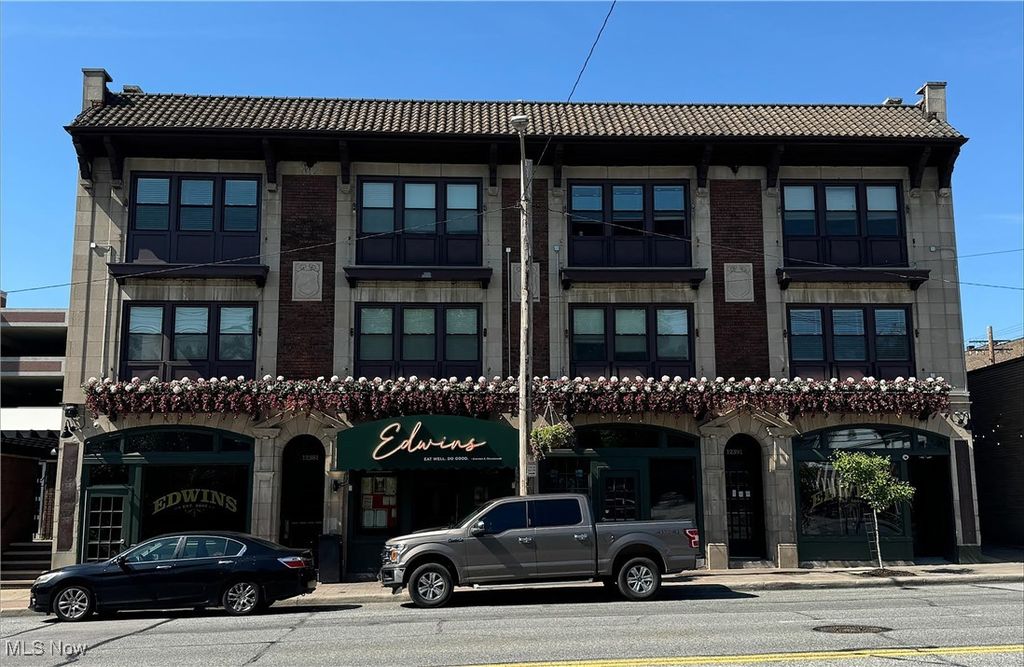 12381 Cedar Road 3A, Cleveland Heights, OH 44106