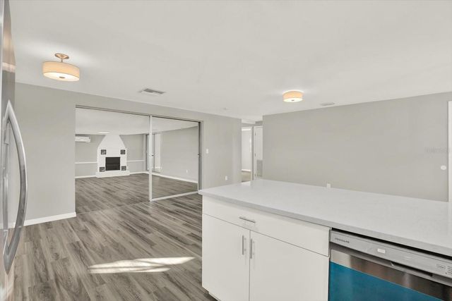 8391 76TH AVENUE, Seminole, FL 33777