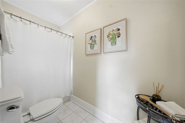 735 West Center Street, Ridgeway, NY 14103