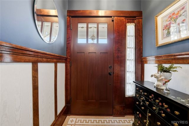 735 West Center Street, Ridgeway, NY 14103