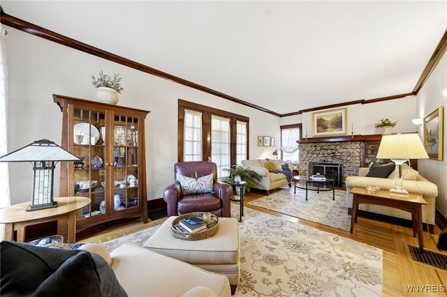 735 West Center Street, Ridgeway, NY 14103