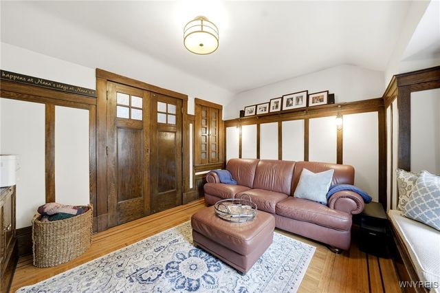 735 West Center Street, Ridgeway, NY 14103