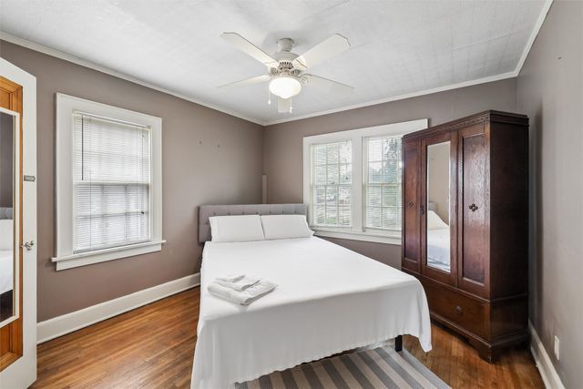 1094 28th Street, Des Moines, IA 50311