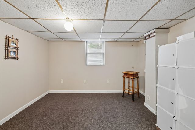 1094 28th Street, Des Moines, IA 50311