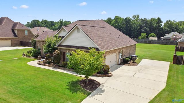 119 Twin Springs Drive, Harvest, AL 35749