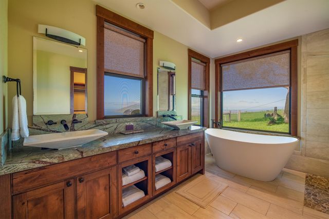 337 Kealakapu Rd, Kula, HI 96790