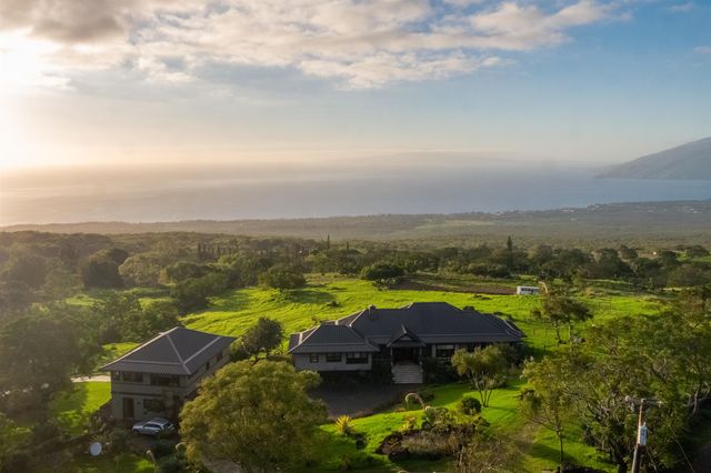 337 Kealakapu Rd, Kula, HI 96790