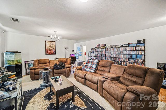 1103 Keener Creek Road, Charlotte, NC 28216