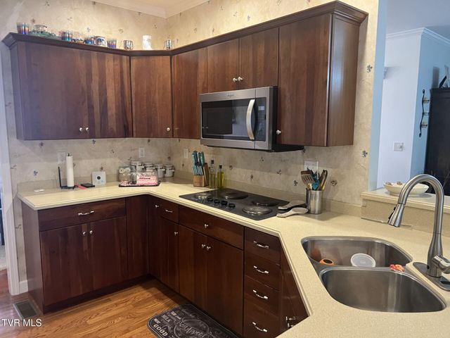 409 Oakwood Avenue, Pennington Gap, VA 24277