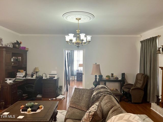 409 Oakwood Avenue, Pennington Gap, VA 24277