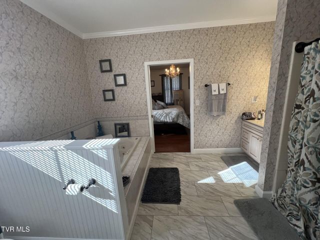 409 Oakwood Avenue, Pennington Gap, VA 24277