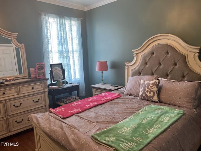 409 Oakwood Avenue, Pennington Gap, VA 24277