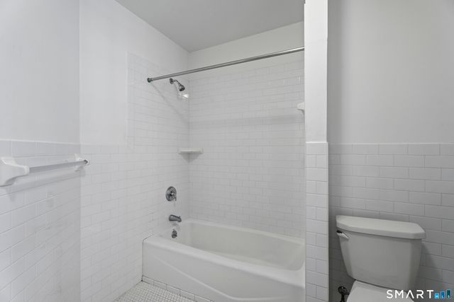 251 Lawrence Street 2, New Haven, CT 06511