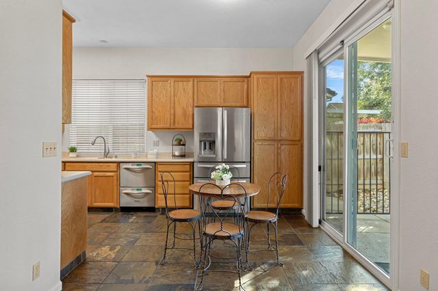 1605 Epping Ave, Modesto, CA 95355