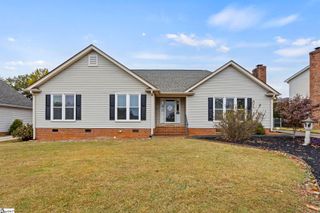 107 Fairview Place, Greer, SC 29651