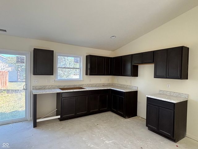 3658 Berkdale Drive, Columbus, IN 47203