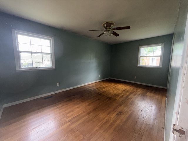 212 Bragg Cir, Tullahoma, TN 37388