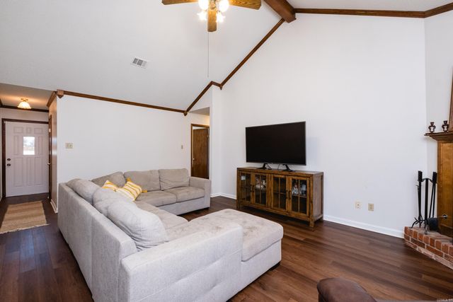 3 Foxgrove Lane, Sherwood, AR 72120