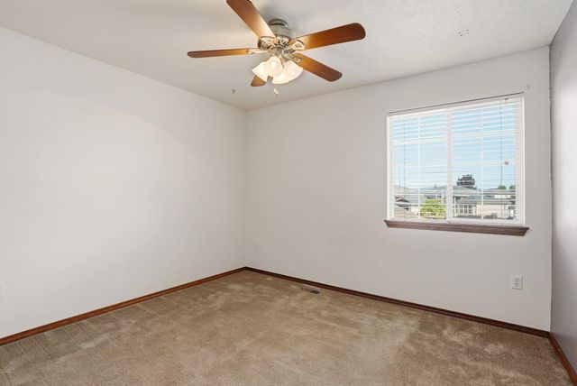 1708 E Houghton Ct, Spokane, WA 99217