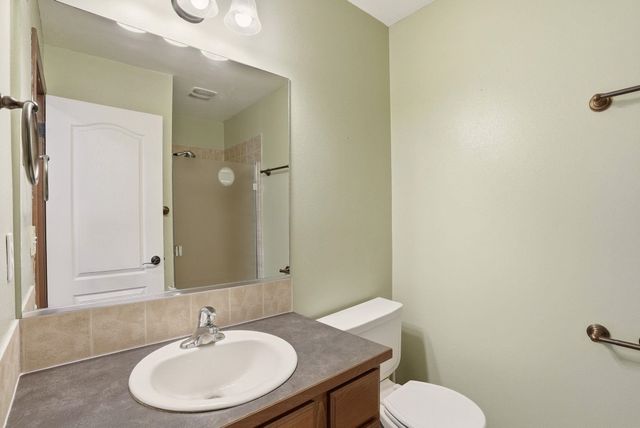 1708 E Houghton Ct, Spokane, WA 99217
